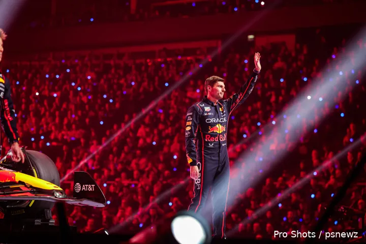 max verstappen o2 launch 2025