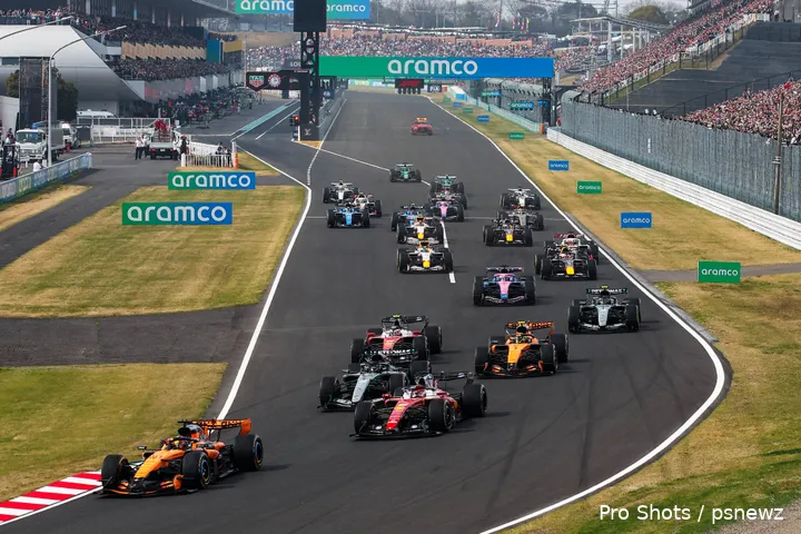 start-grand-prix-japan-oscar-piastri-lando-norris-kimi-antonelli-george-russell-charles-leclerc-lewis-hamilton-max-verstappen-mclaren-ferrari-mercedes-red-bull-racing-1
