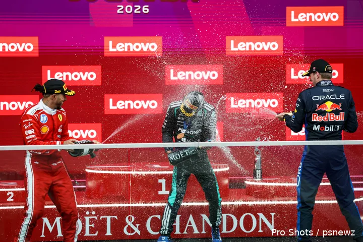 lewis-hamilton-max-verstappen-red-bull-racing-ferrari-canada-2026-1-podium-kimi-antonelli-mercedes-1