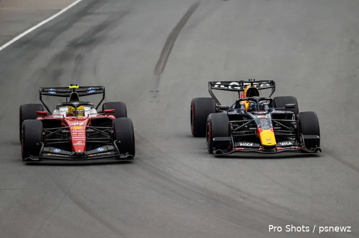 lewis-hamilton-max-verstappen-red-bull-racing-ferrari-canada-2026-13
