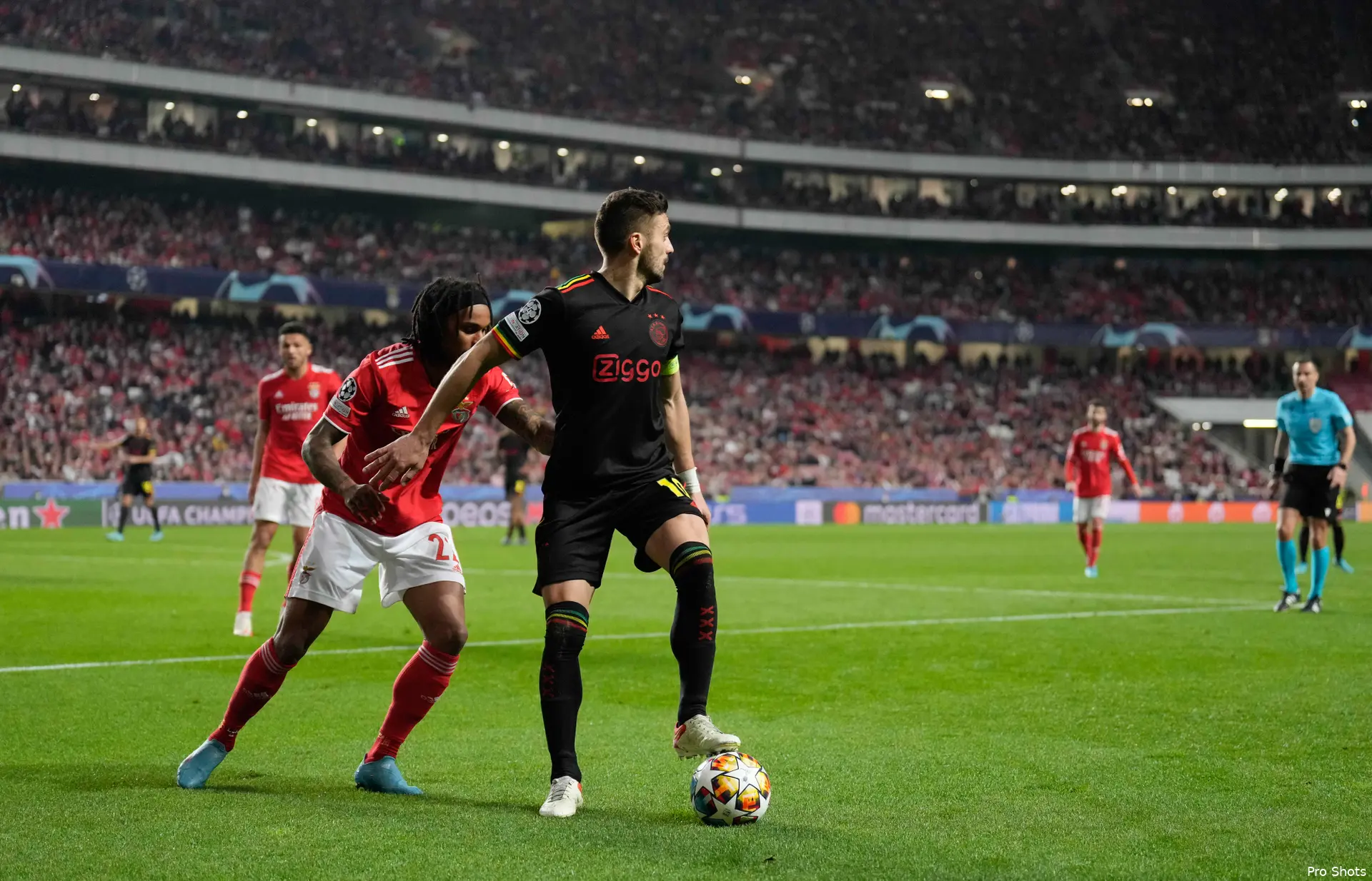 benfica ajax tadic 3 2122