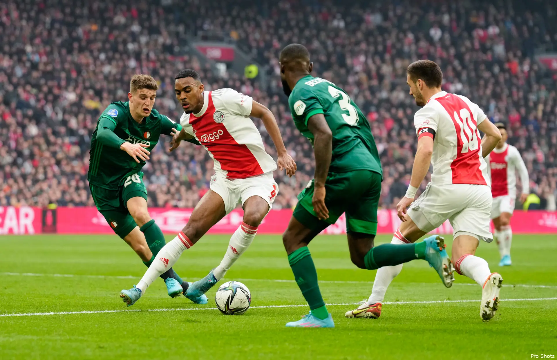 gravenberch ajax feyenoord 2122