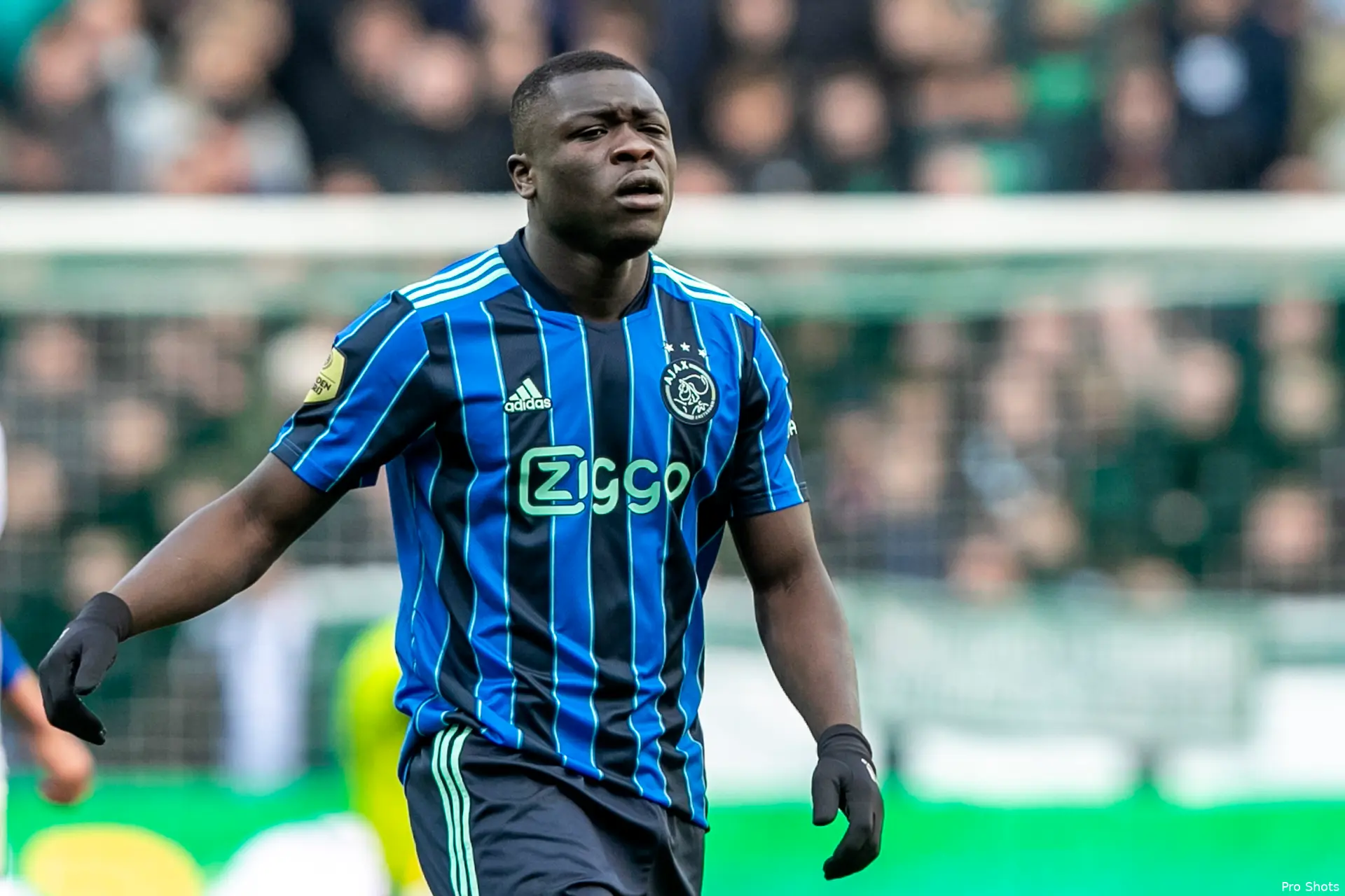 brobbey groningen ajax 2122