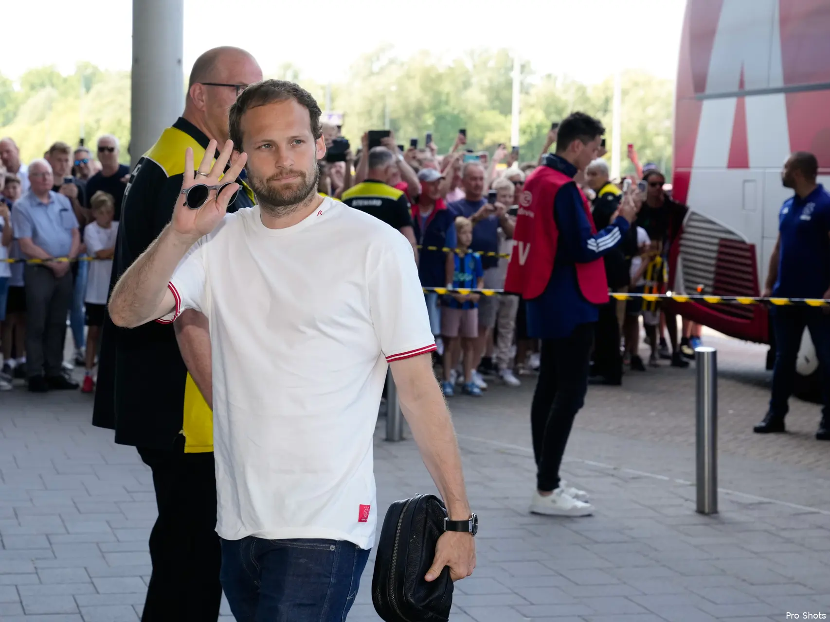 blind ajax casual 2122