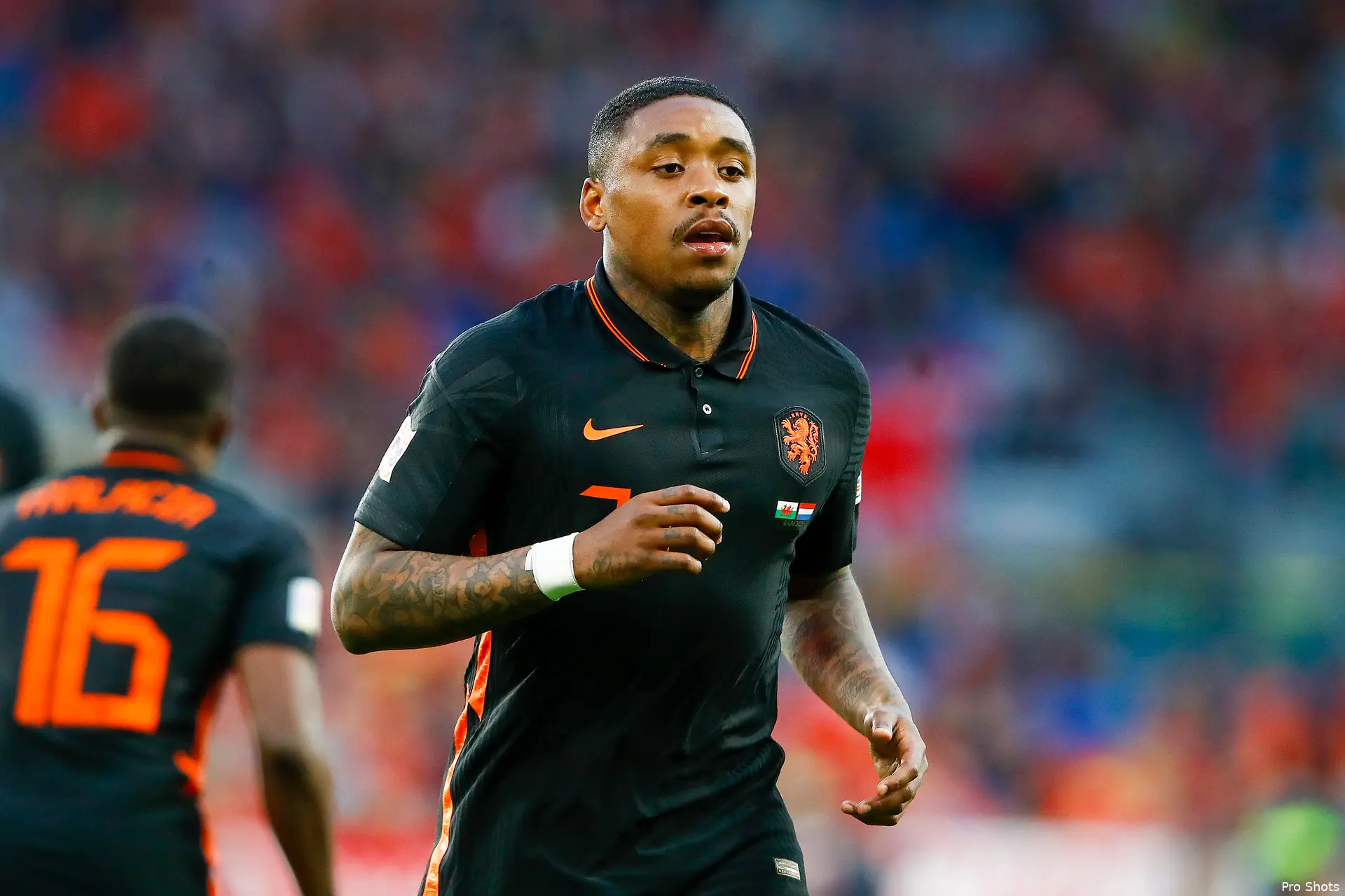 steven bergwijn wales nederland 2122