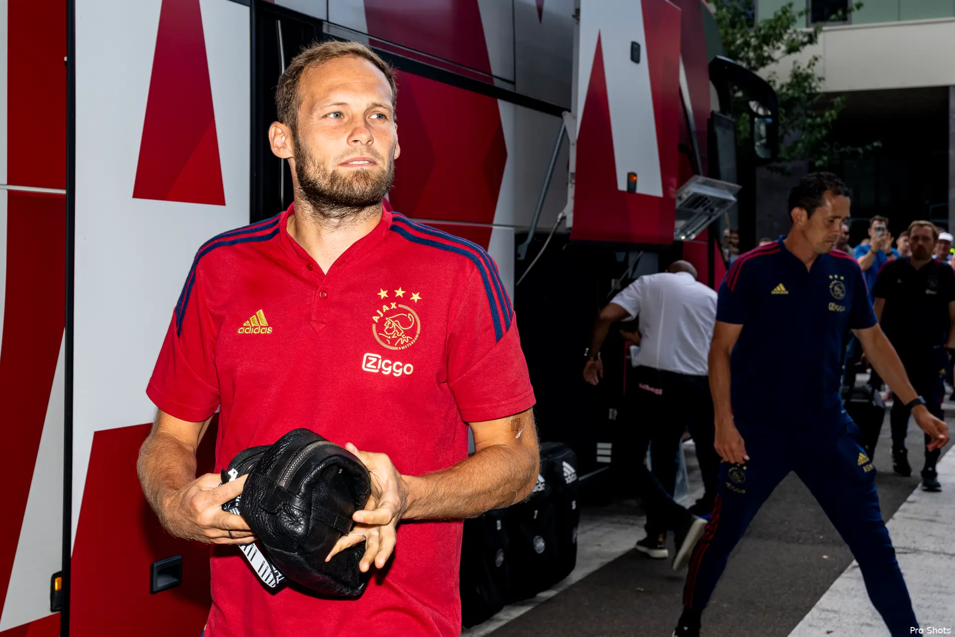 blind ajax bus 2223