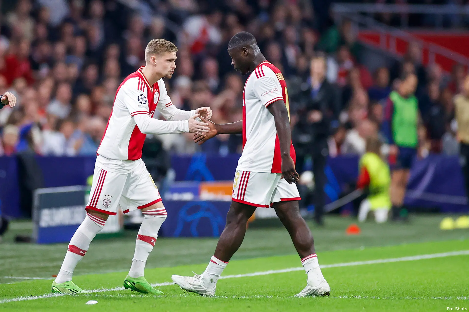 brobbey wissel ajax liverpool 2223