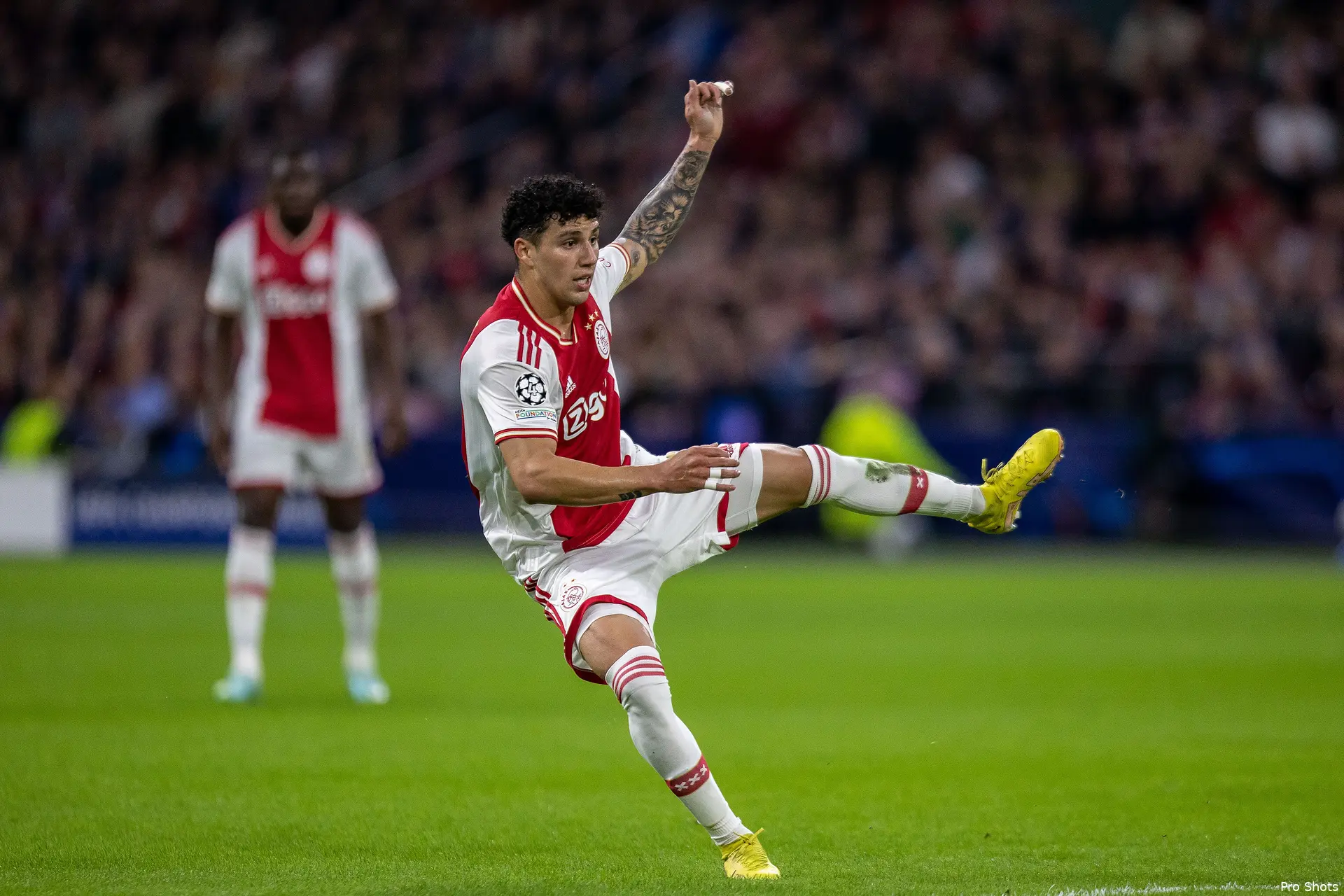 sanchez ajax liverpool 2223