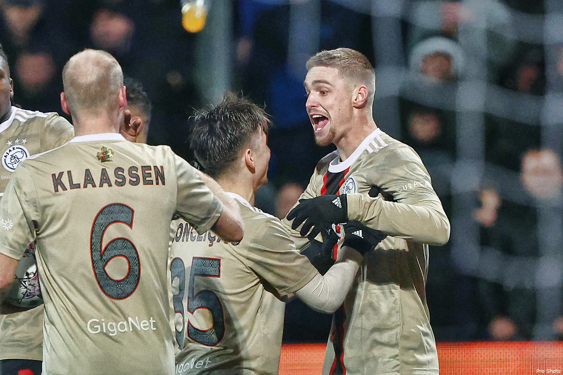 taylor den bosch ajax 2223