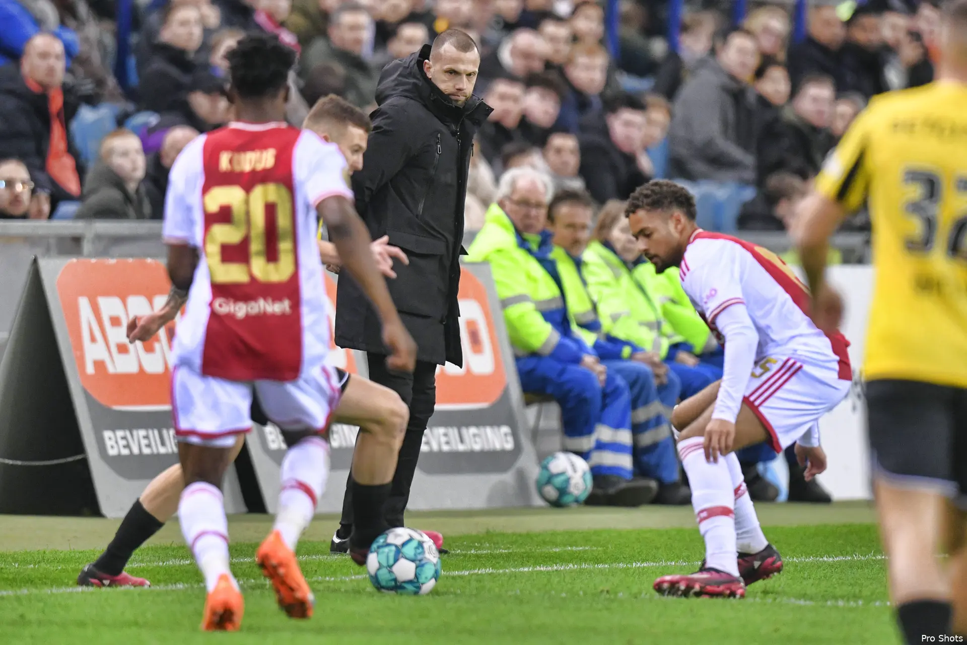john heitinga 2223 vit aja