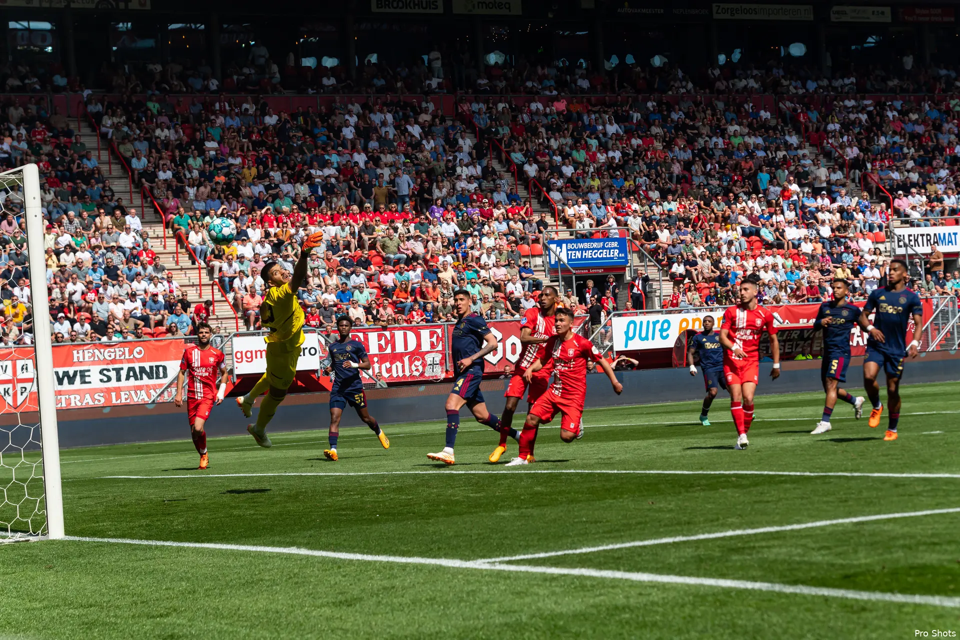 twe aja motm