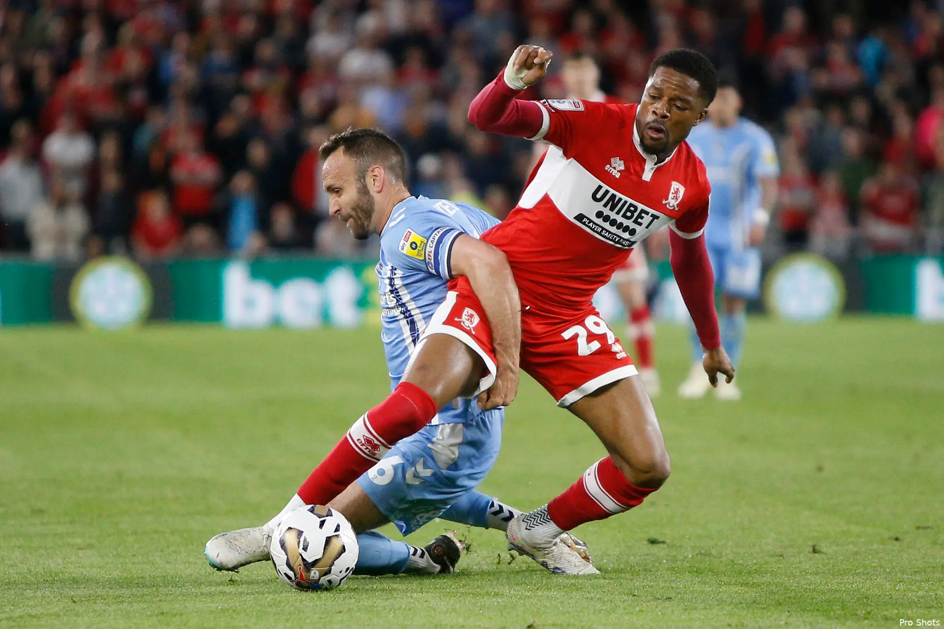 chuba akpom middlesbrough
