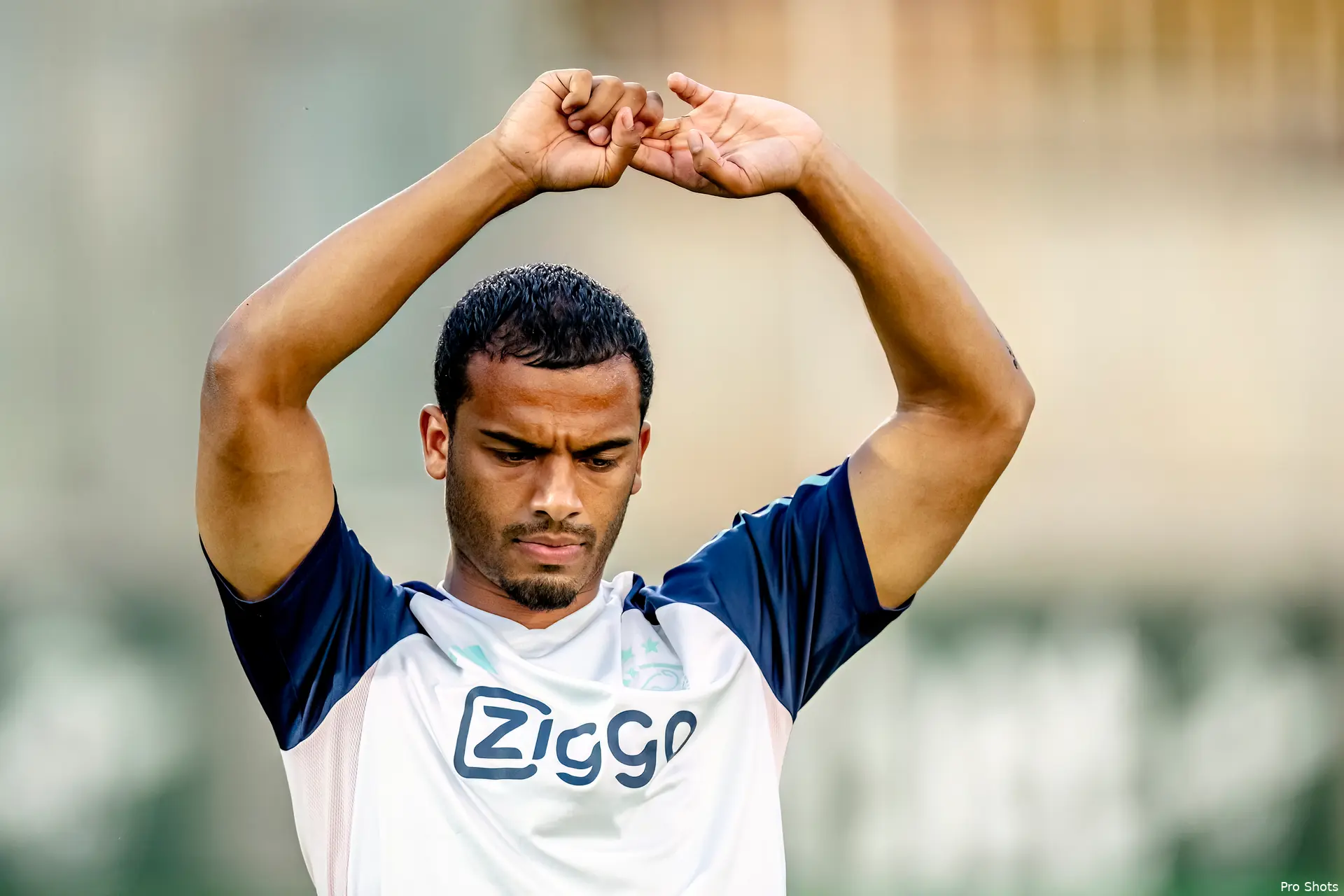 owen wijndal ajax 2324