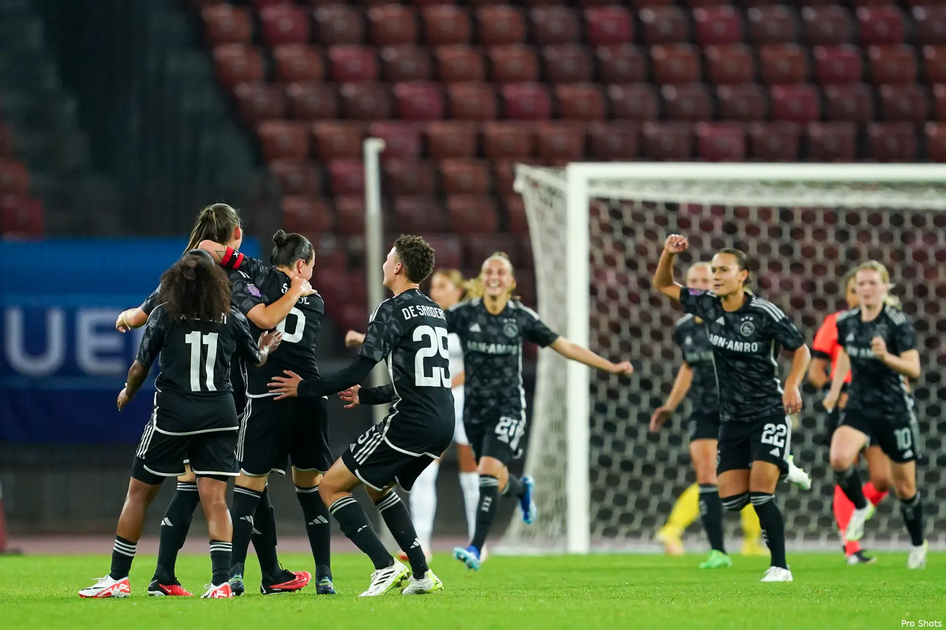ajax vrouwen 2324 cl
