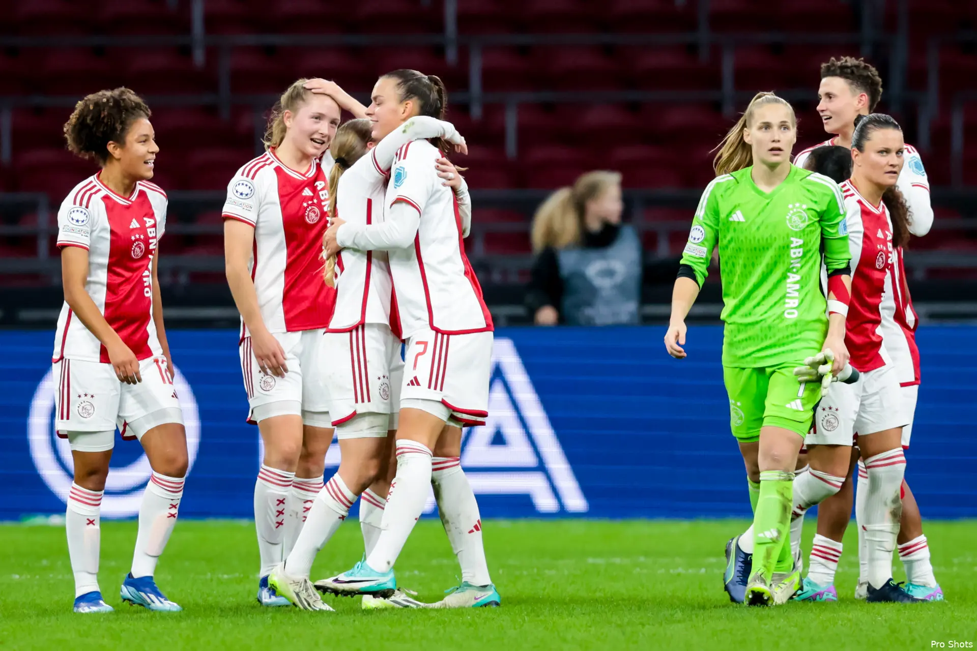 ajax vrouwen psg team 23 24