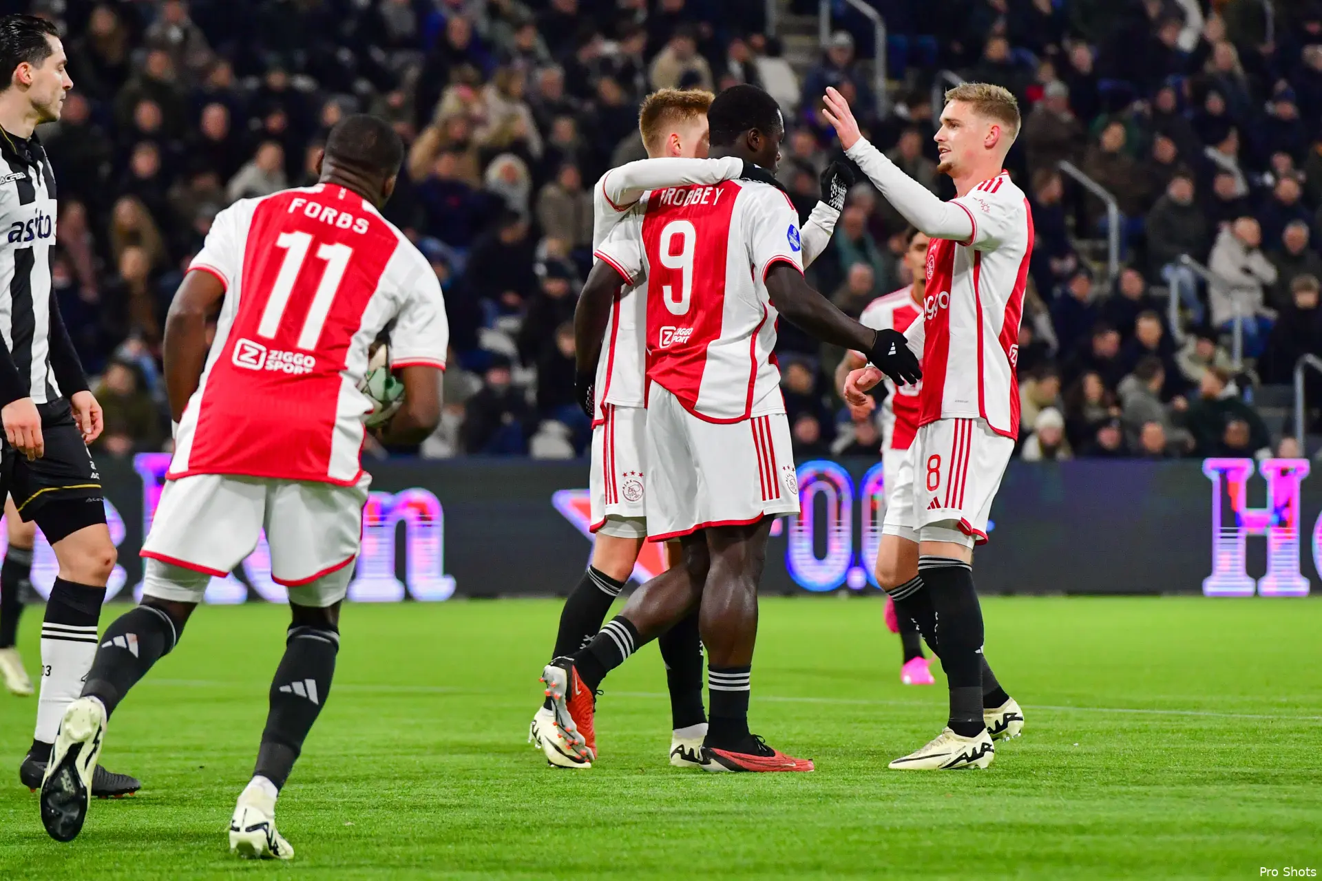 brian brobbey kristian hlynsson ajax