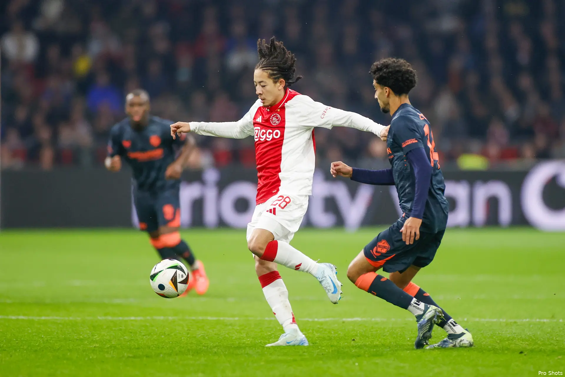 kian fitz jim ajax fc utrecht 24 25