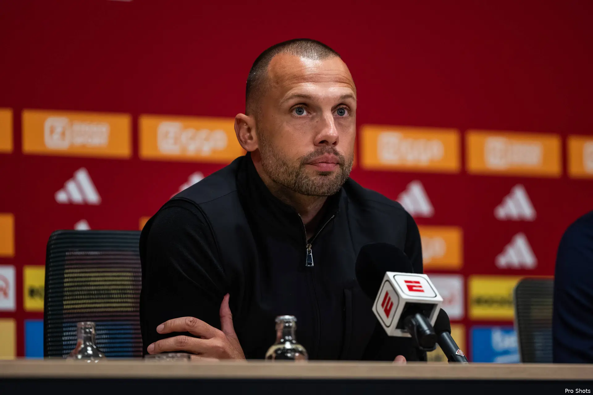 john-heitinga-ajax-nac-25-26