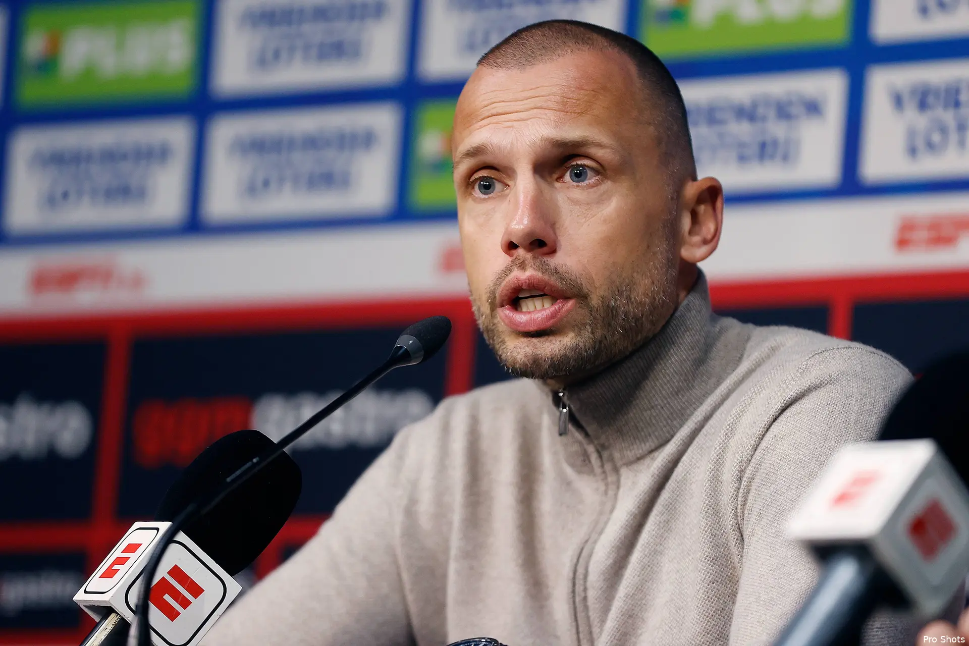 john-heitinga-twente-ajax-25-26