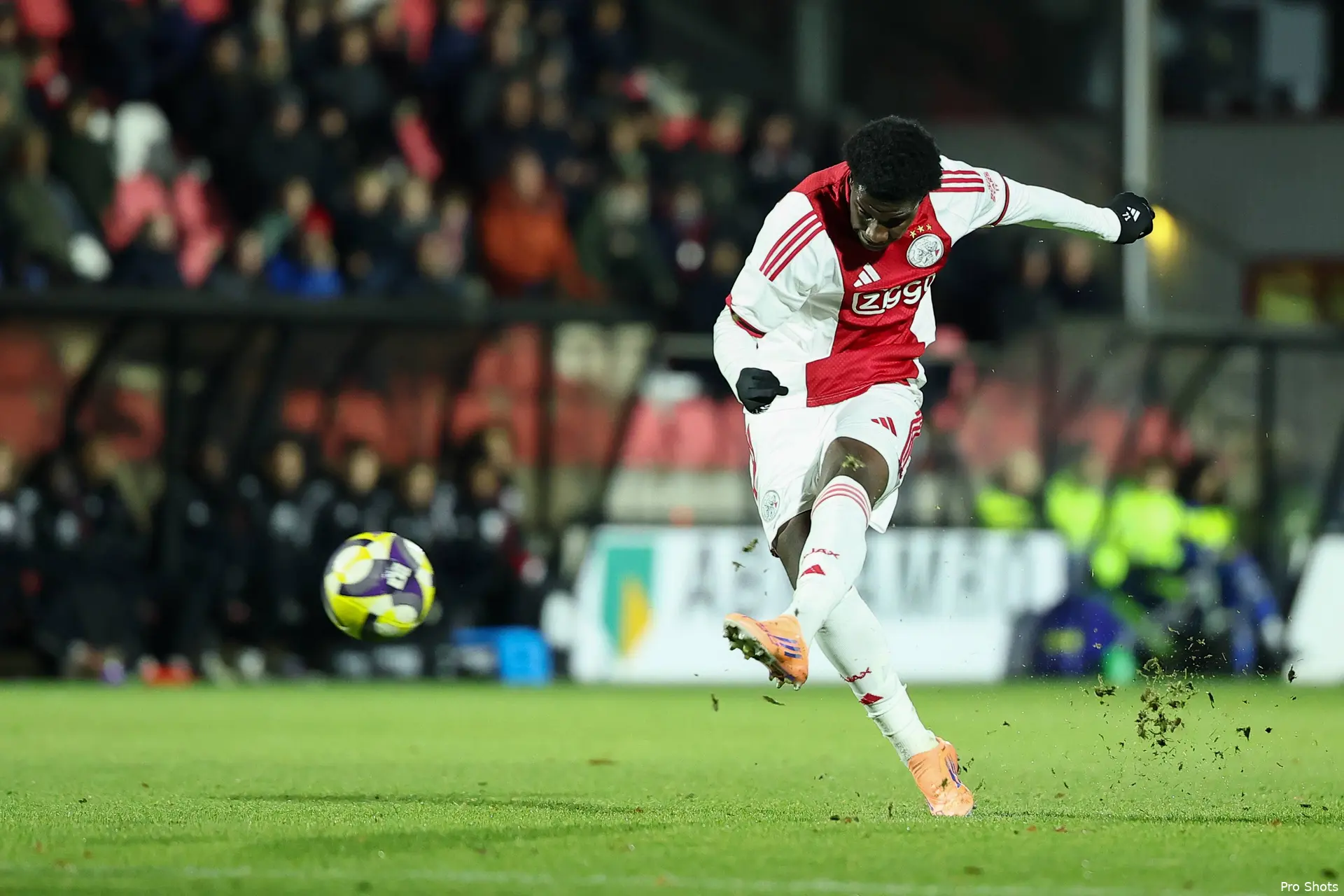 Jinairo Johnson Jong Ajax FC Eindhoven
