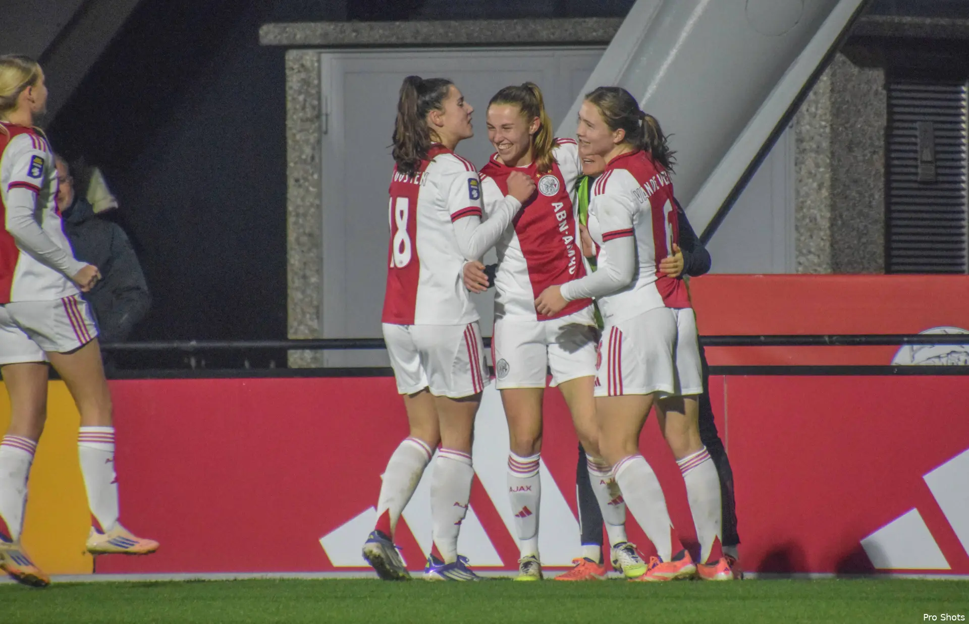 ajax-vrouwen-2025
