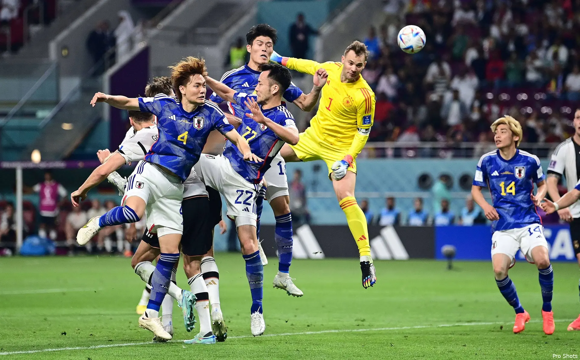 ko-itakura-takehiro-tomiyasu-japan-2022
