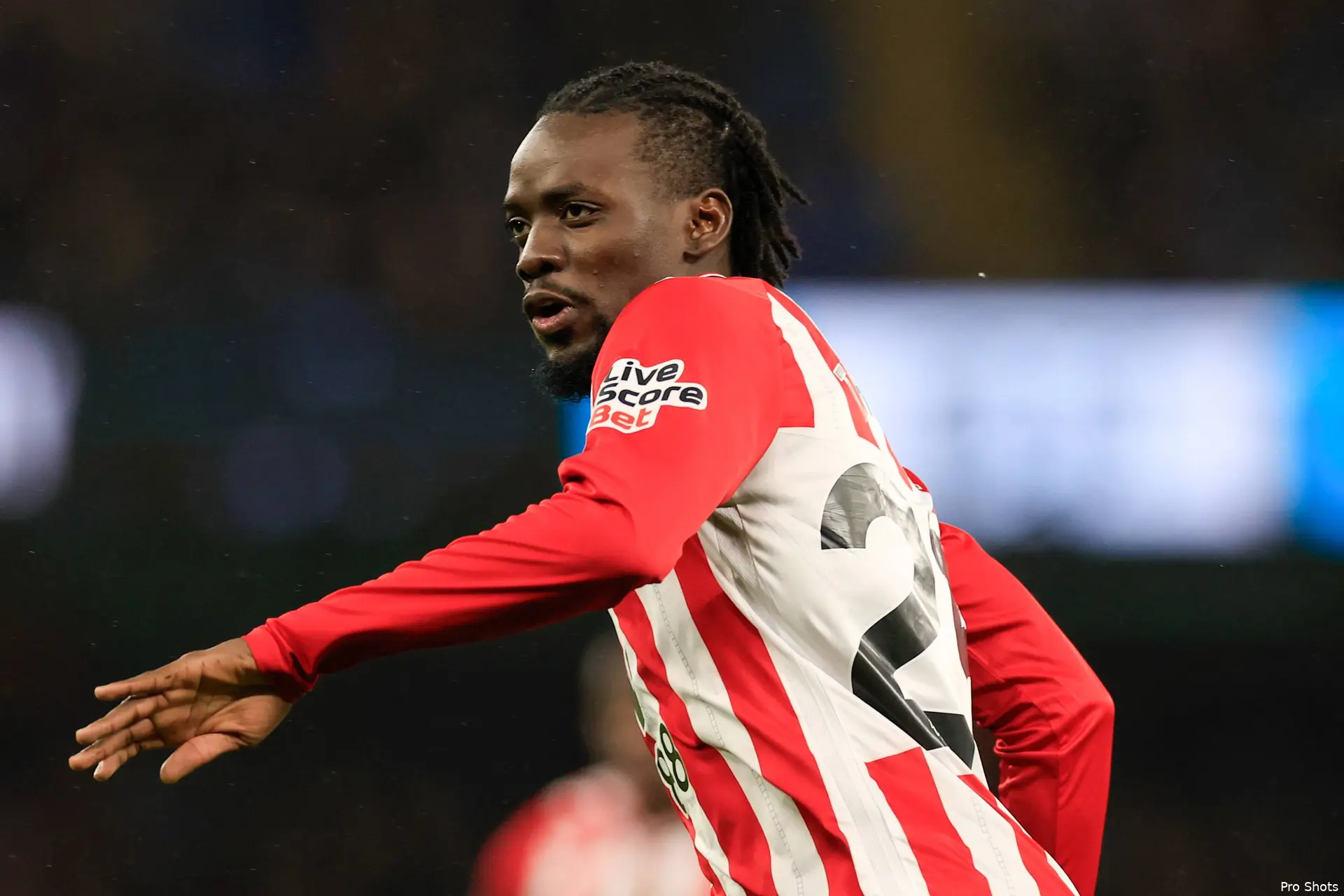 bertrand-traore-sunderland-25-26