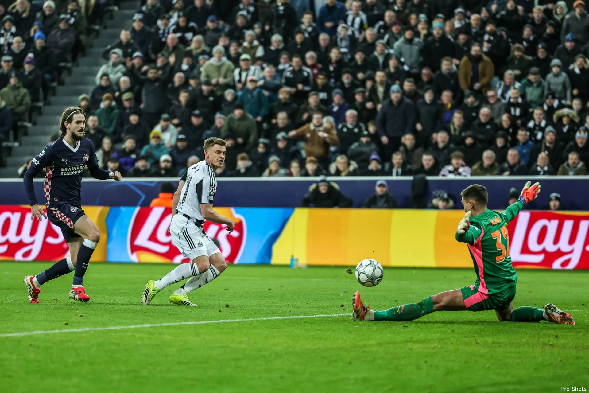 NewcastleUnited-PSV