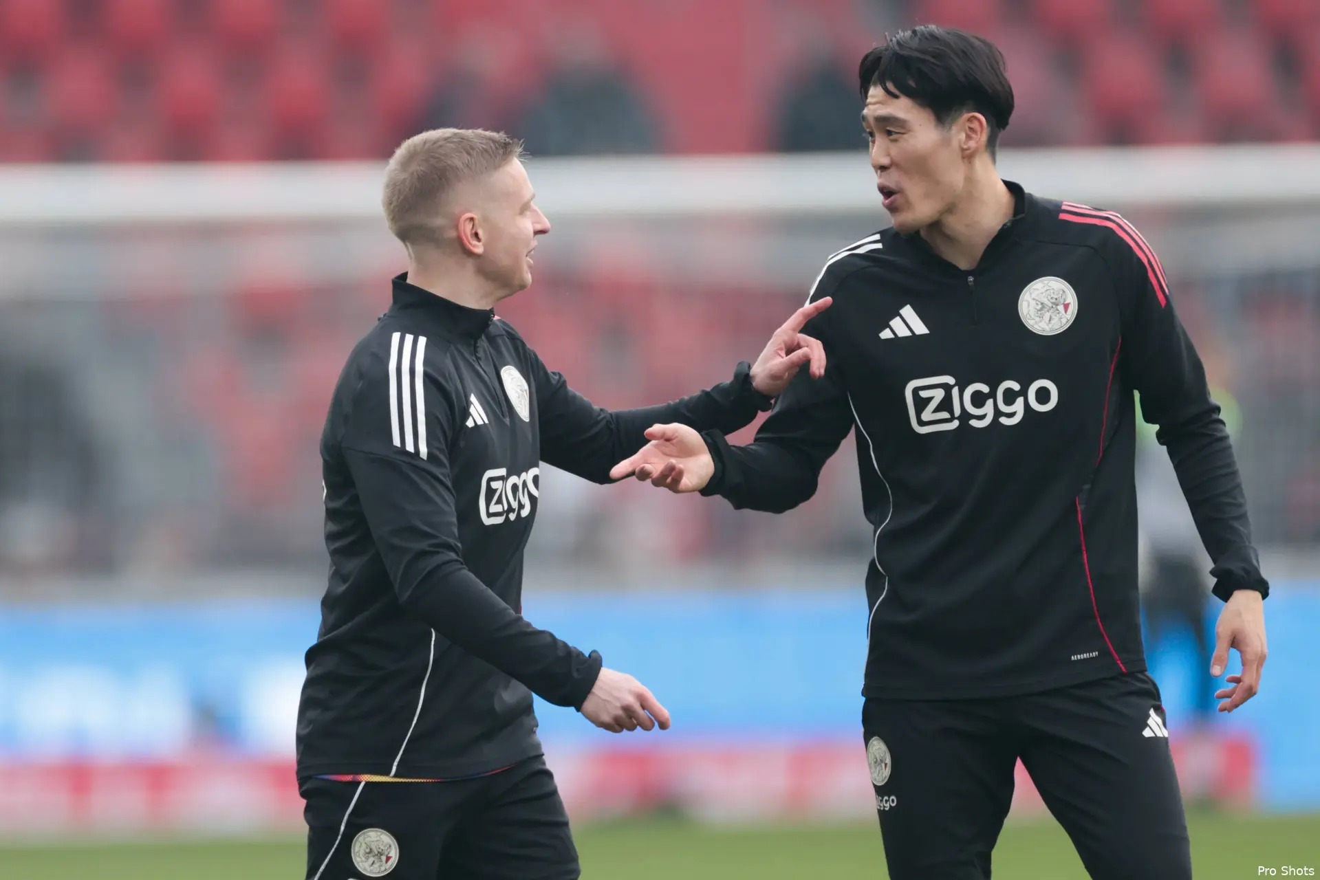 Ajax Showtime Oleksandr Zinchenko Takehiro Tomiyasu AZ Ajax Eredivisie