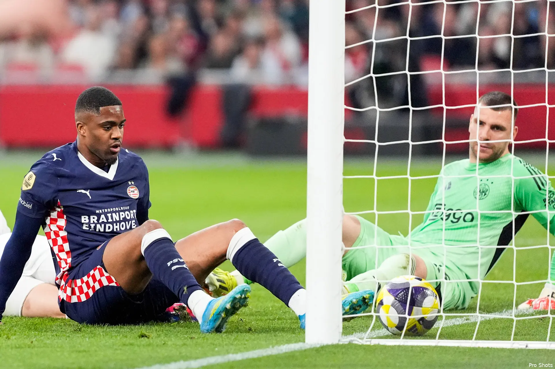 Ajax Showtime Myron Boadu Maarten Paes