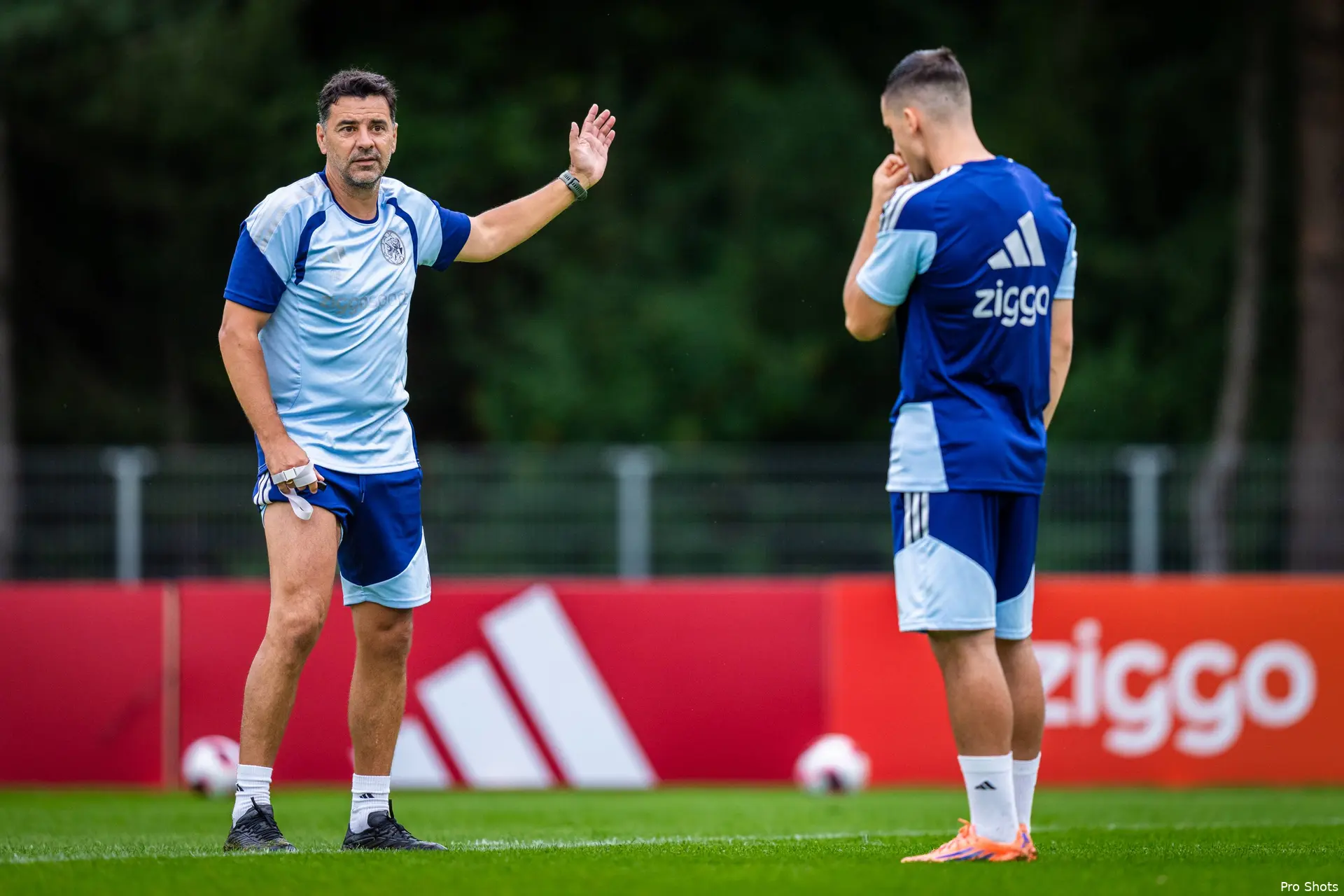 Michel_OscarGloukh_Ajax_AjaxShowtime