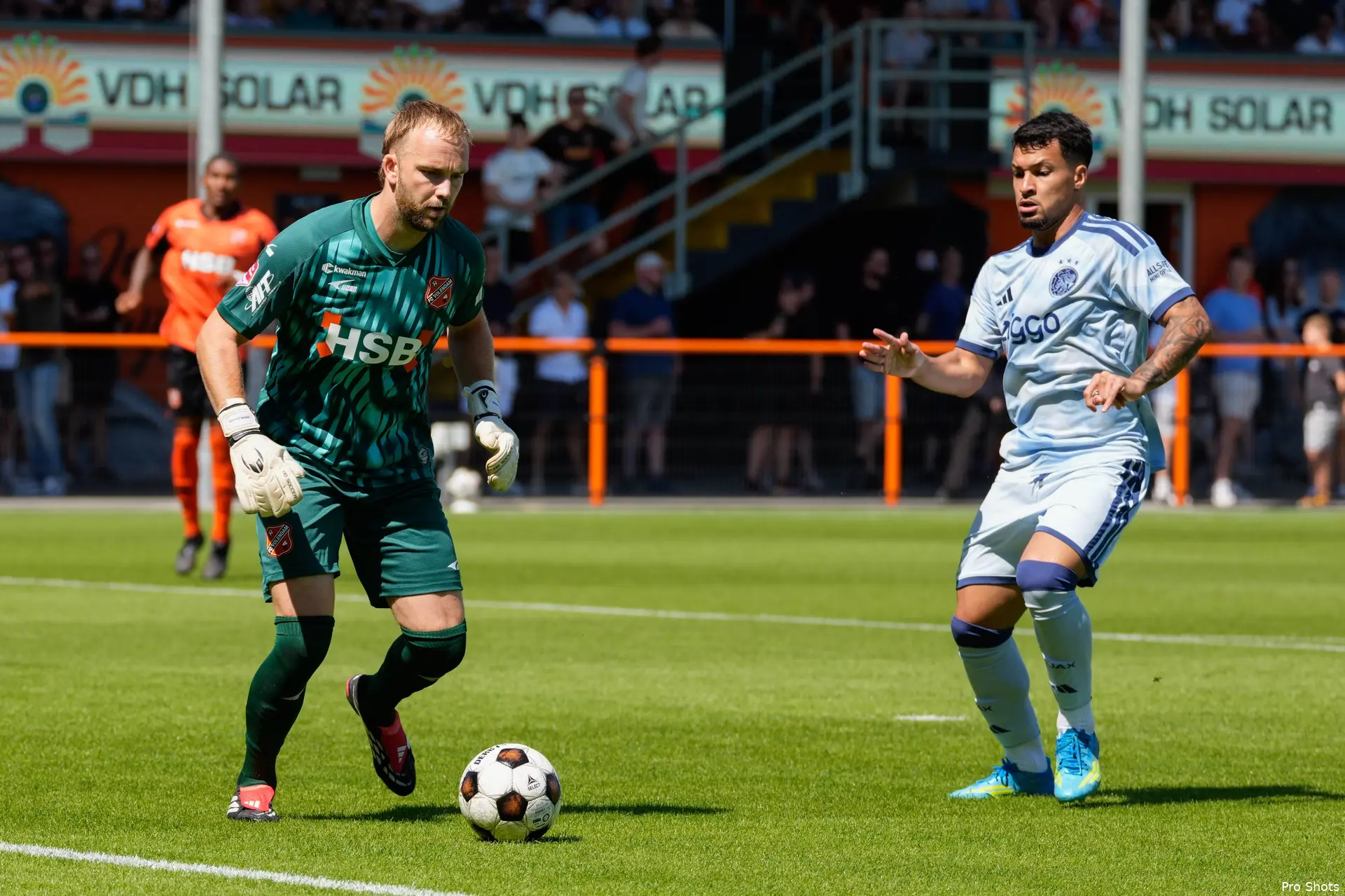 Ajax Showtime Marcos Leonardo