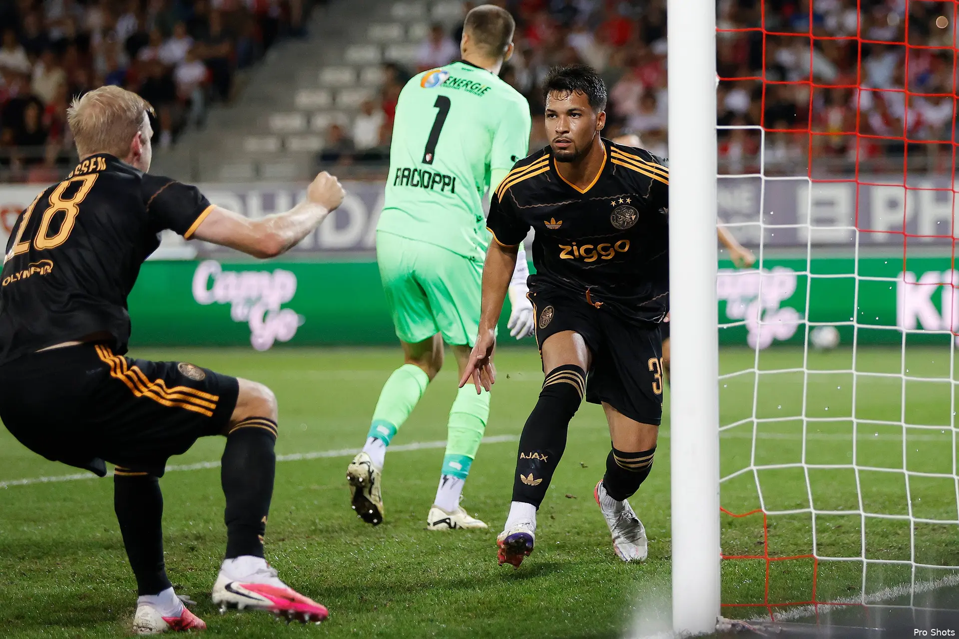 Ajax Showtime Marcos Leonardo Ajax