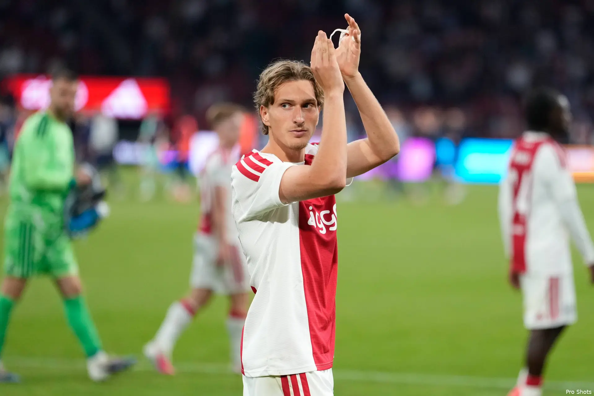 Ajax Showtime Mika Godts Ajax