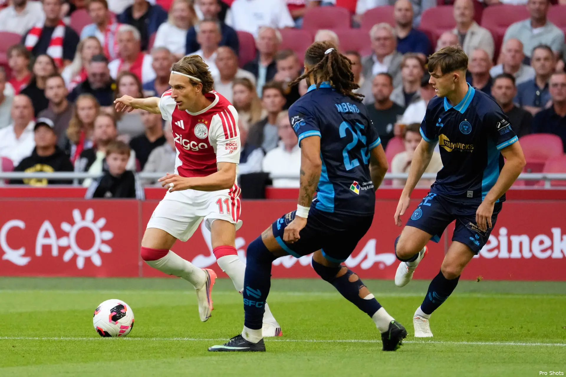 Ajax Showtime Mika Godts