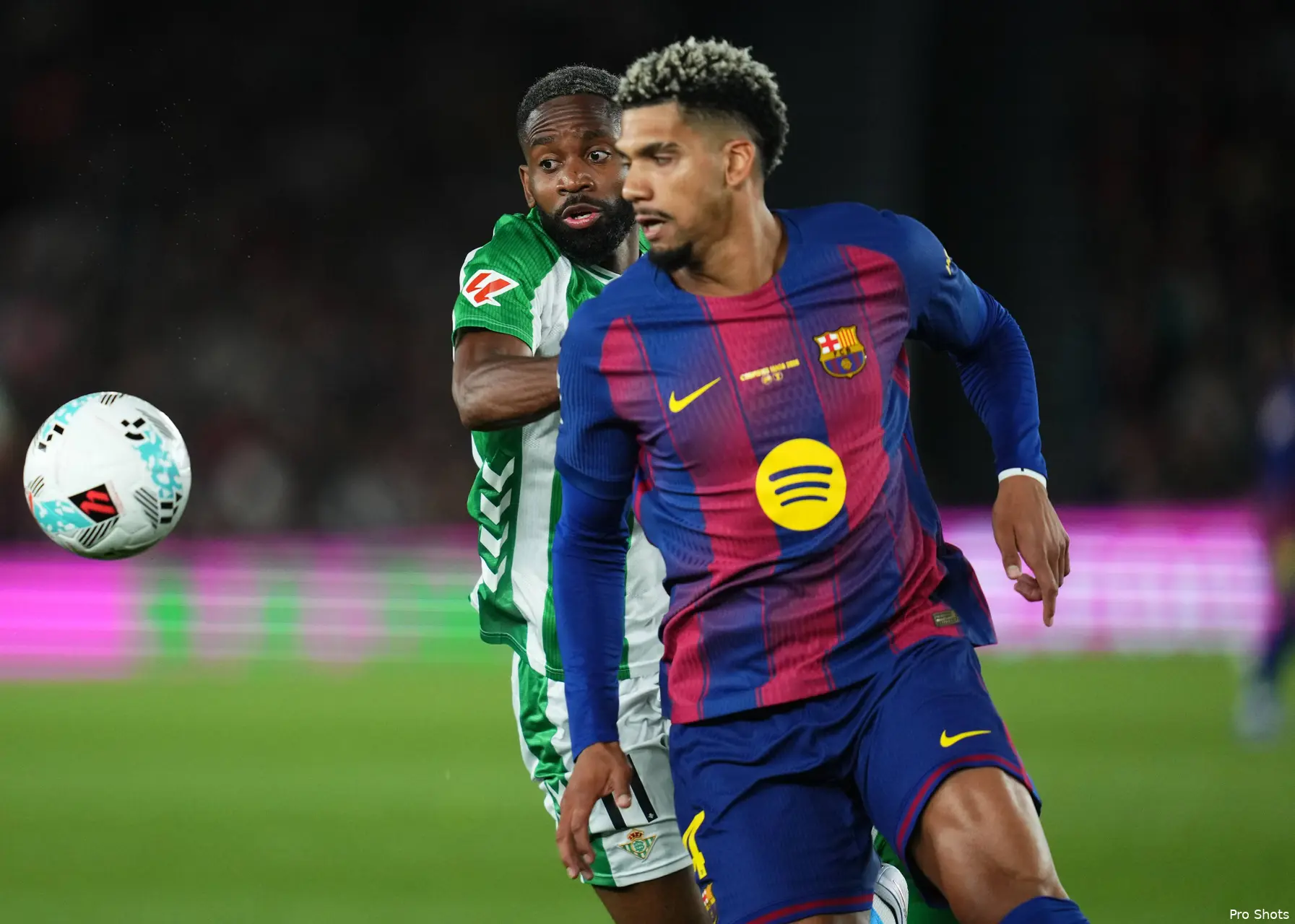 Ajax Showtime Ronald Araujo Barcelona Liverpool