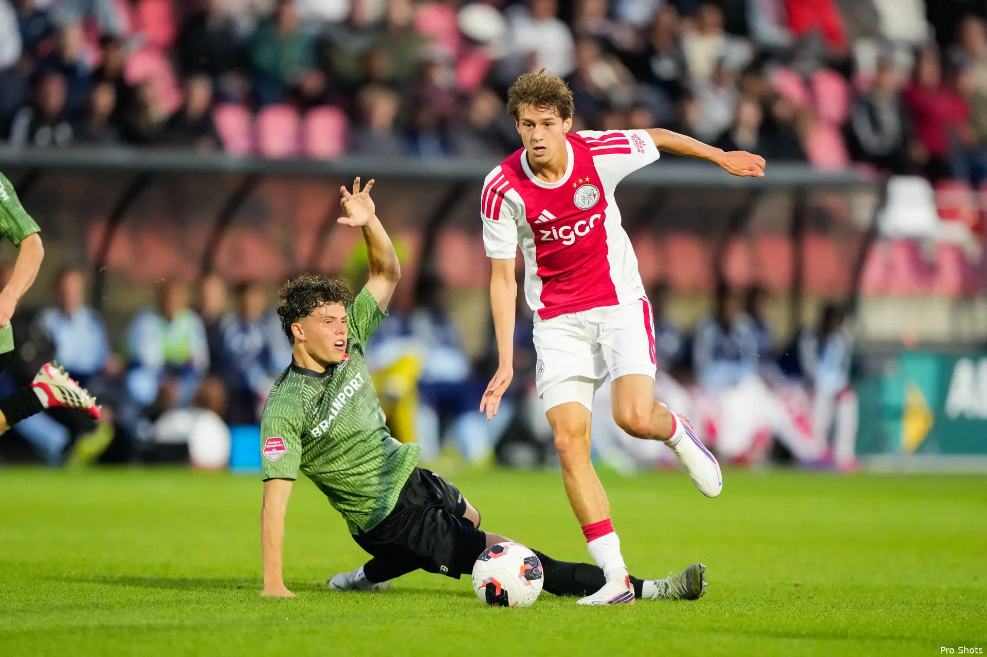 Ajax Showtime Ryan van de Pavert