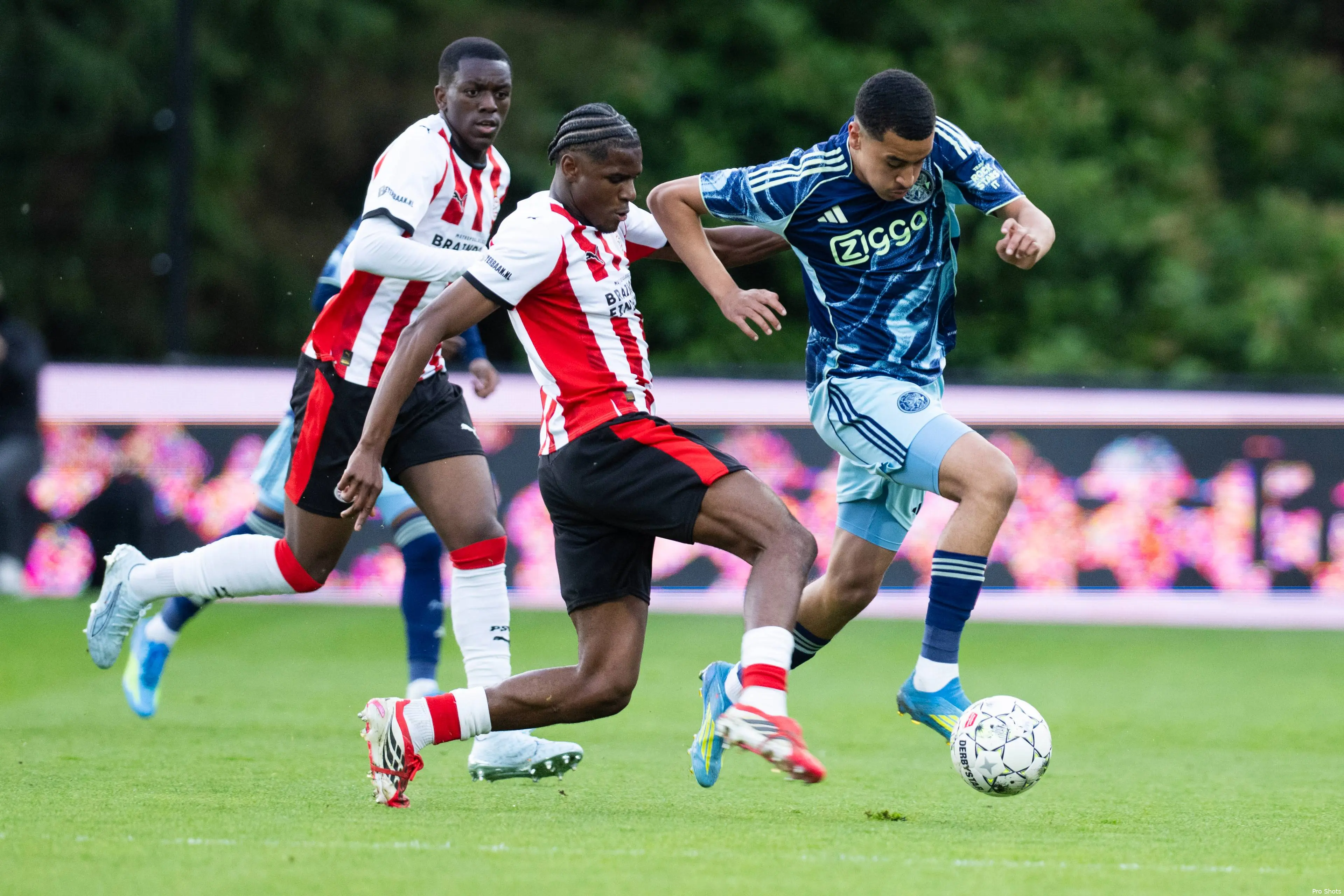 Abdellah Ouazane Ajax Showtime