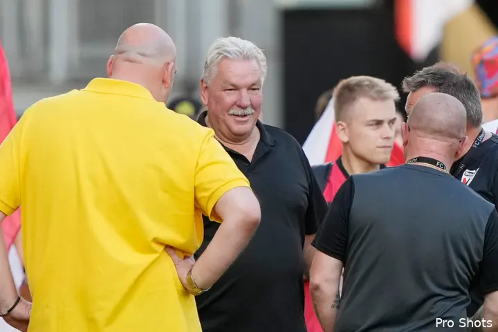 frans van seumeren gedrag supporters