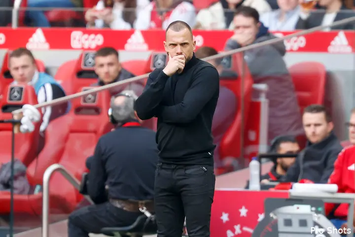 In het seizoen 2022-23 stond Heitinga al aan het roer als interim-coach bij Ajax.