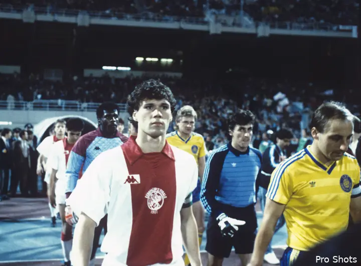 van basten ajax oud