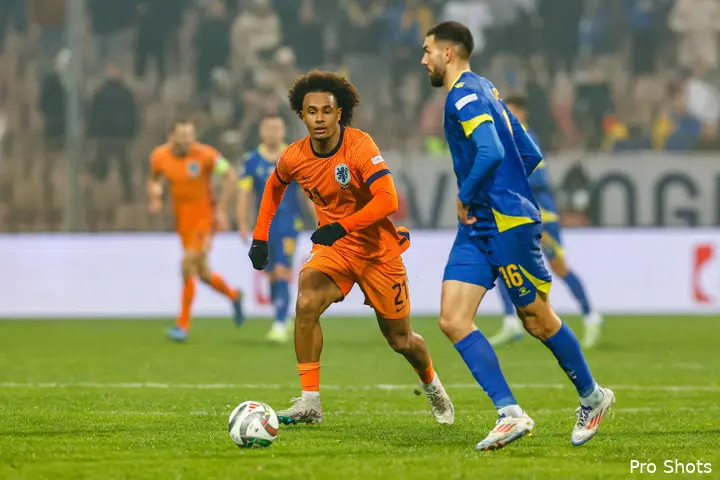 Joshua Zirkzee speelde tegen Bosnië en Herzegovina op het middenveld van Oranje.