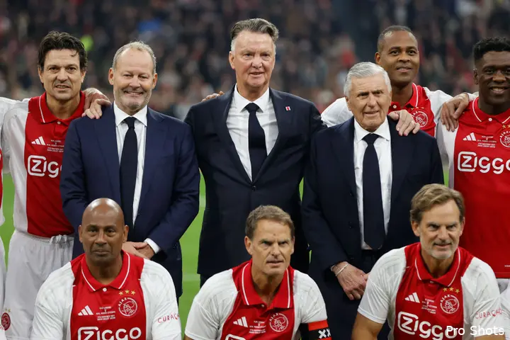 van gaal blind swart ajax real 24