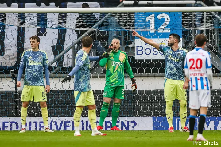 Remko Pasveer hield het Ajax-doel deze competitie alweer voor de negende keer schoon in negentien duels.