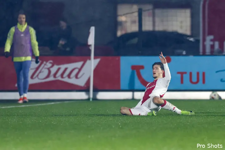 Ahmetcan Kaplan deed maandag negentig minuten mee met Jong Ajax en was in de 53ste minuut goed voor de 1-1.