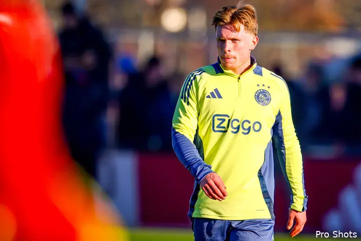 oliver edvardsen ajax training 24 25