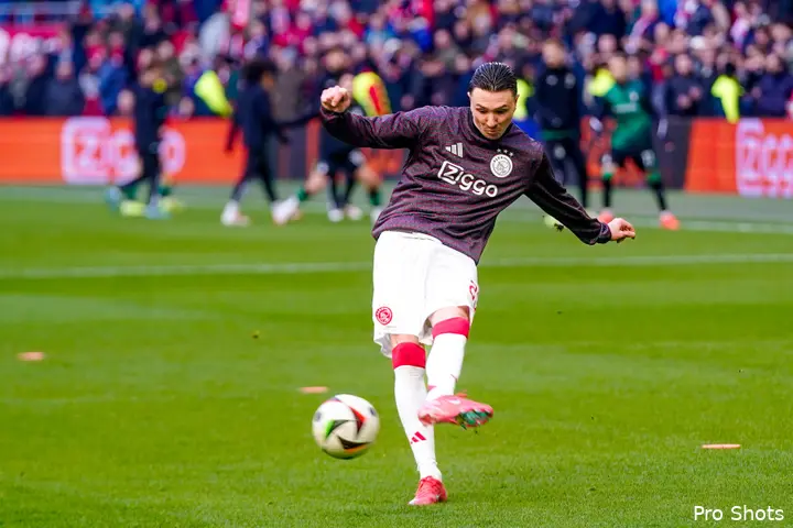 Steven Berghuis maakt al sinds de zomer van 2021 deel uit van de club Ajax.