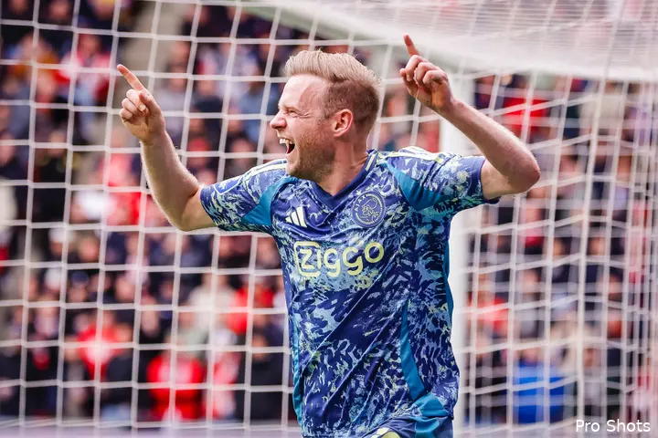 davy klaassen psv ajax 24 25