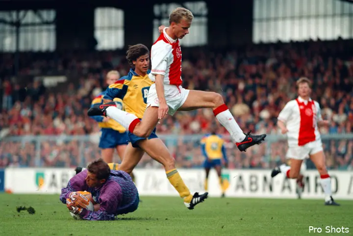 Bergkamp was een leermeester voor Litmanen in zijn eerste seizoen.