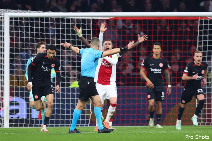 jordan henderson ajax eintracht frankfurt 24 25